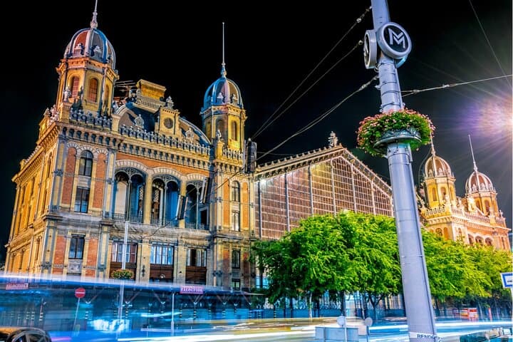 Budapest Ghost Quest: Self-Guided Haunted Walking Game of Haunted Landmarks
