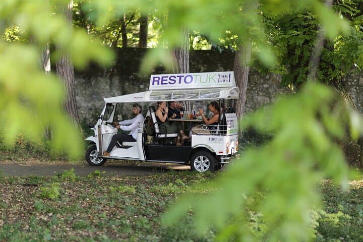 Geneva Apero TukTuk Tour: Electric TukTuk Lake Geneva Aperitif & Culinary Drive photo 6