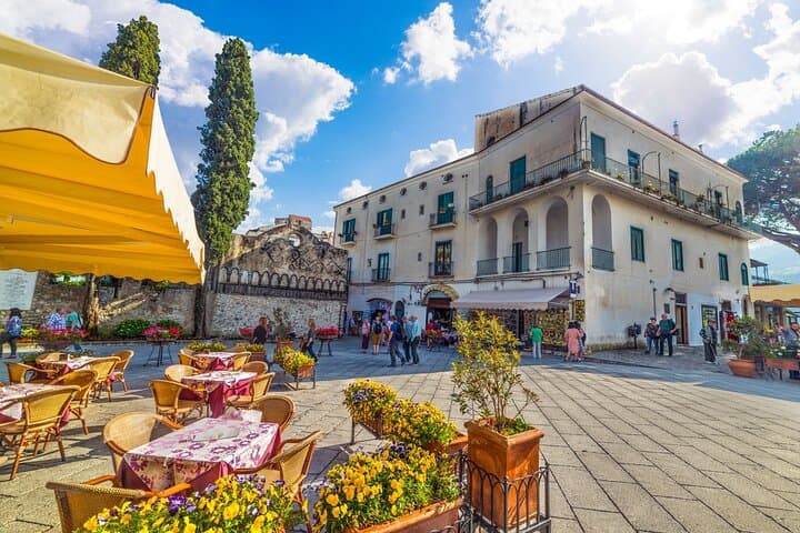 Private Amalfi Coast Driving Tour: Positano, Amalfi & Ravello in a Day photo 3