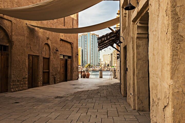Private Traditional Dubai Tour with Dubai Frame Entry — Half-Day Guided Experience photo 4