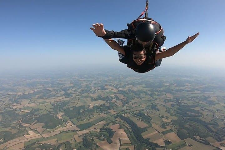 Tandem Parachute Jump to Taroudant from Agadir — Full-Day Skydiving Excursion photo 4