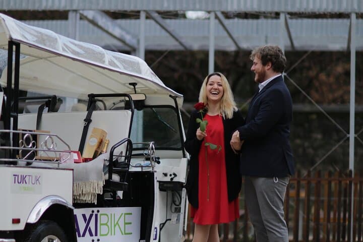 Private Romantic TukTuk Ride Along Lake Geneva (1.5h) photo 2