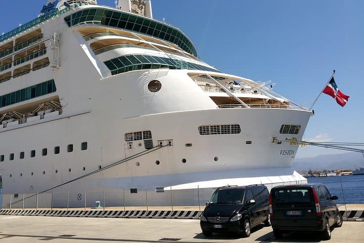 Full-Day Mount Etna & Taormina Tour: Naxos Bay and Castelmola Highlights photo 6