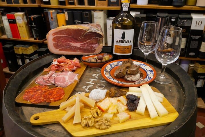 Private Porto Food & Wine Tour with Historian Guide photo 5
