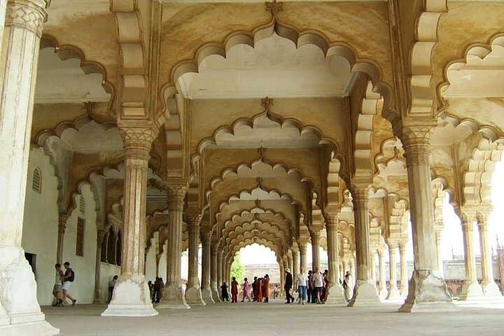 Gatimaan Express to the Taj Mahal: A One-Day Sunrise & Sunset Tour from Delhi photo 5