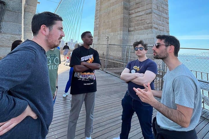 Walk the Brooklyn Bridge: A 90-Minute Local-Led History and Architecture Tour photo 2