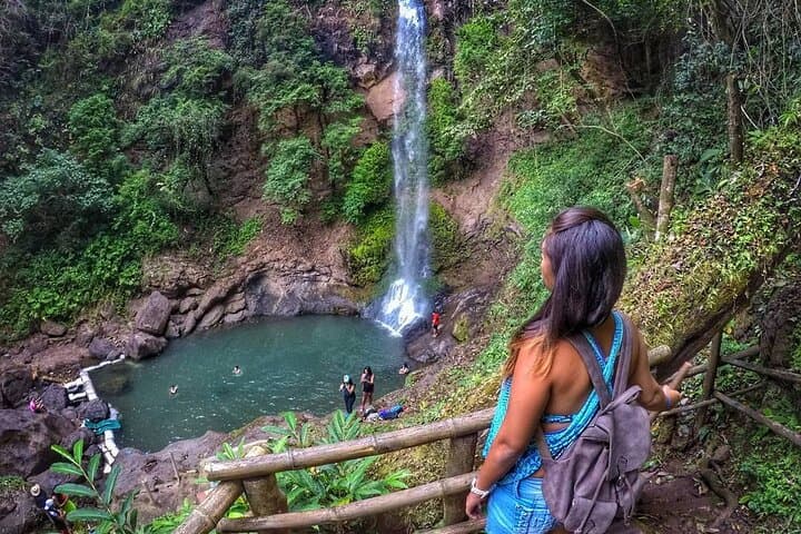 El Caño Archaeological Park and La Tavida Waterfall Tour — Ancient Mounds to a 32m Cascade