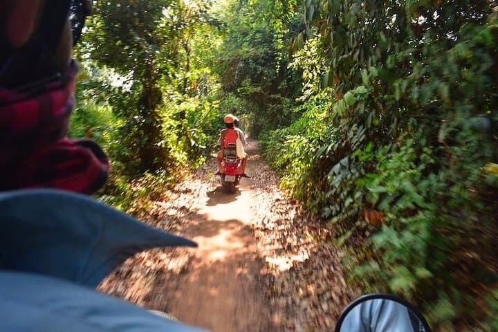 Angkor Wat Vespa Premium Tour: Skip the Crowds & Explore Temples Like a Local photo 5