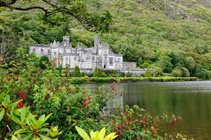 Connemara by Private Taxi: Kylemore Abbey, Sky Road & Wild Atlantic Drives photo 1