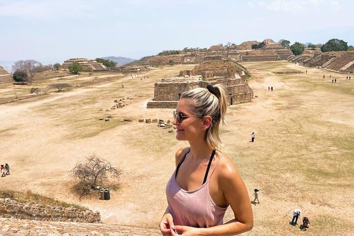 Monte Albán Morning Tour: Climb Zapotec Pyramids & Beat the Crowds