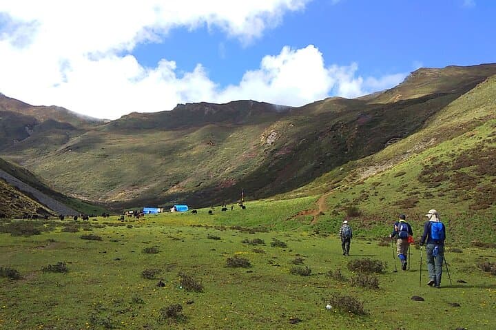 Rodung La Trek: 17-Day Bumthang to Eastern Bhutan Expedition photo 5
