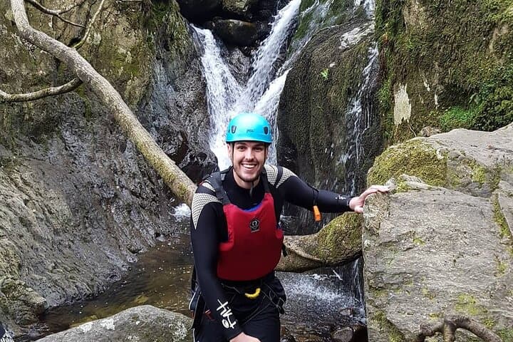Gorge Scrambling in Snowdonia: Family-Friendly Canyoning Adventure photo 2