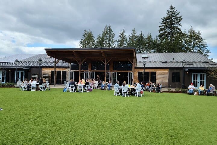 Willamette Valley Wine Tour with Lunch: Pinot Noir Tasting & Vineyard Stops photo 6