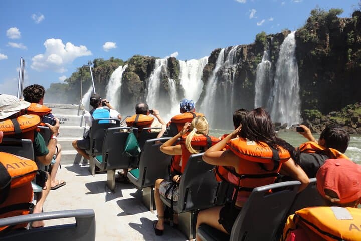 Helicopter Flight Over Iguaçu Falls with Macuco Safari and Parque das Aves photo 6