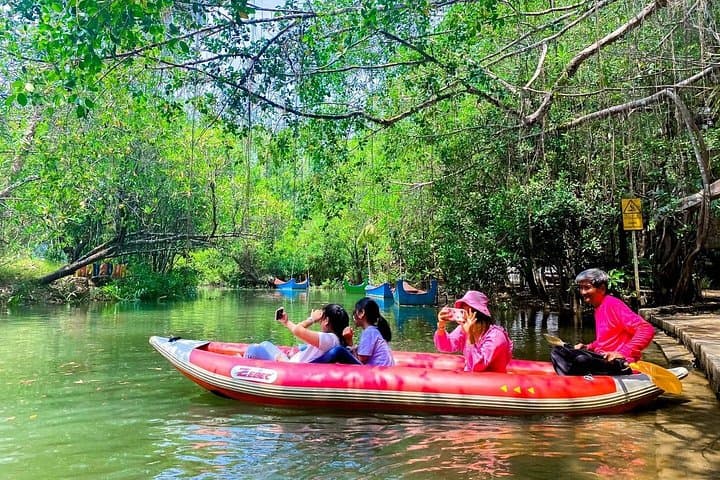 Paddling the Takuapa Little Amazon: Full-Day Canoe Trip from Khao Lak photo 4