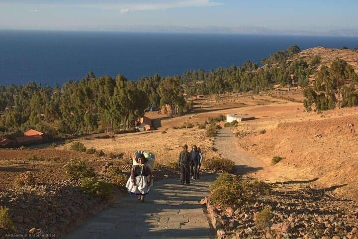 Overnight on Lake Titicaca: Amantani and Taquile Islands from Puno photo 6