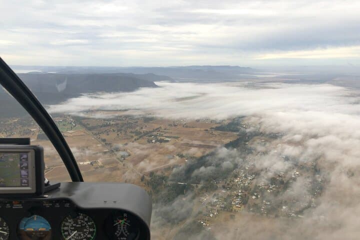 Hunter Valley Helicopter Flight: Broken Back Range Scenic Tour from Cessnock photo 2
