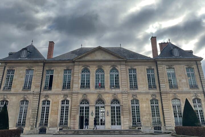 Inside Rodin's Garden: Private Guided Visit to Hôtel Biron in Paris