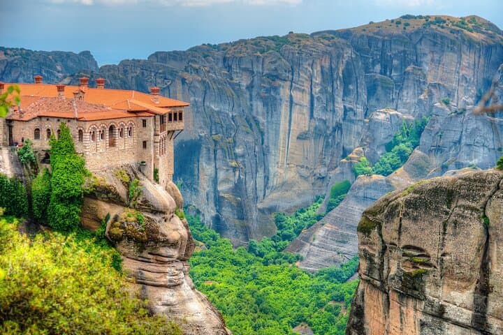 Meteora and Metsovo Day Trip from Lefkada: Private Full-Day Tour