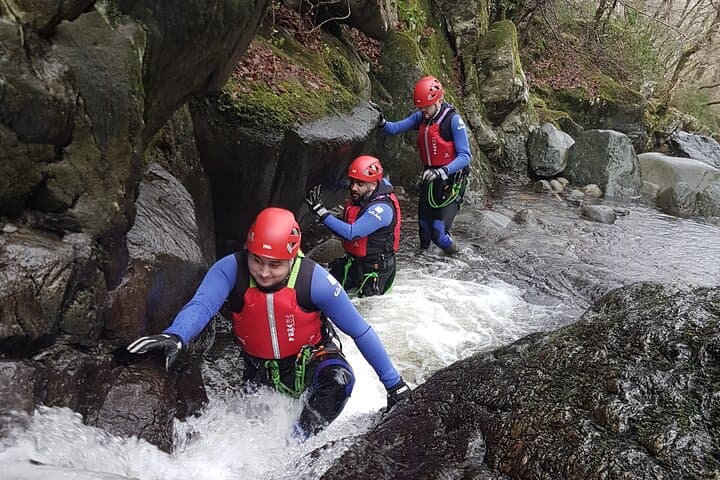 Gorge Scrambling in Snowdonia: Family-Friendly Canyoning Adventure photo 5