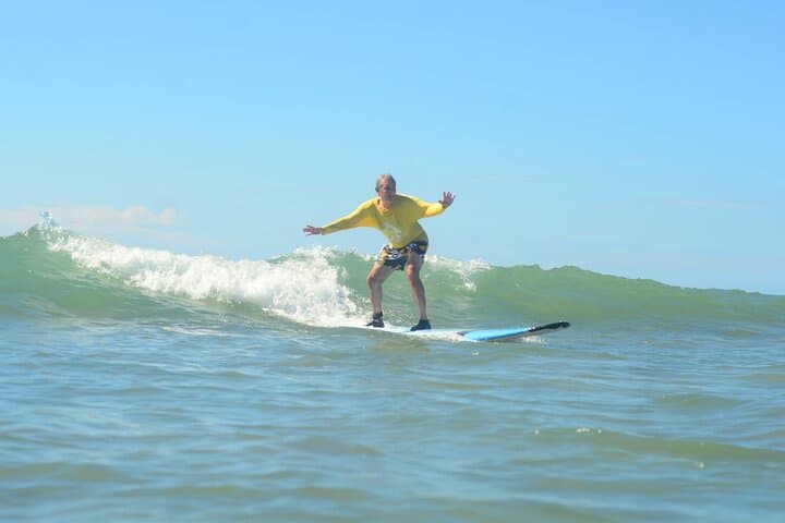 Beginner Surf Lesson on Maui South Shore — 2-Hour Group Class at Kalama Beach Park photo 4