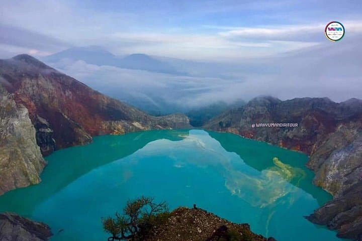 Mount Ijen Crater Trek from Bali — Blue Fire, Sulfur Miners & Dawn Views photo 5