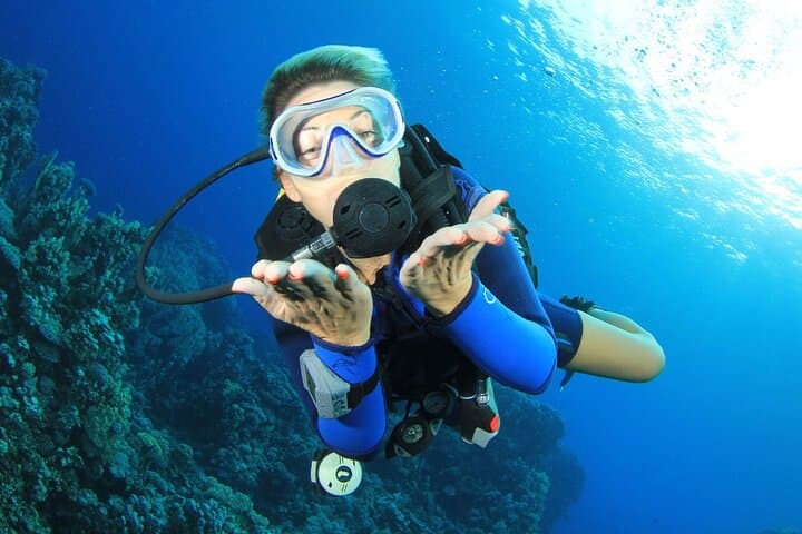 RAID Try-Dive in Kota Kinabalu: Introductory Scuba at Tunku Abdul Rahman Marine Park photo 5