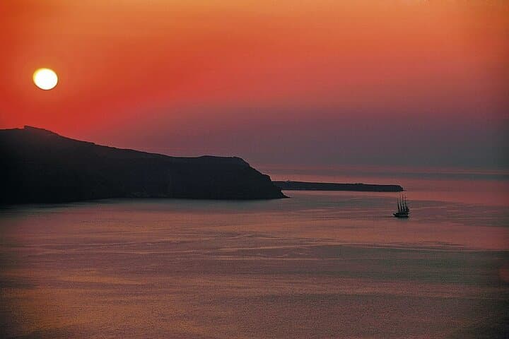 Santorini Sunset Cruise: Caldera Sailing, Hot Springs & Taverna Dinner photo 4