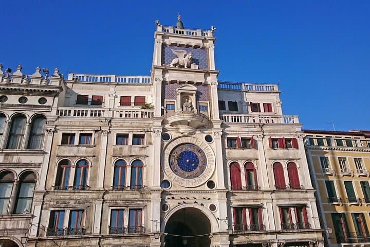 Canal-Side Stroll: Venice Top Attractions Walking Tour with Local Guide photo 6