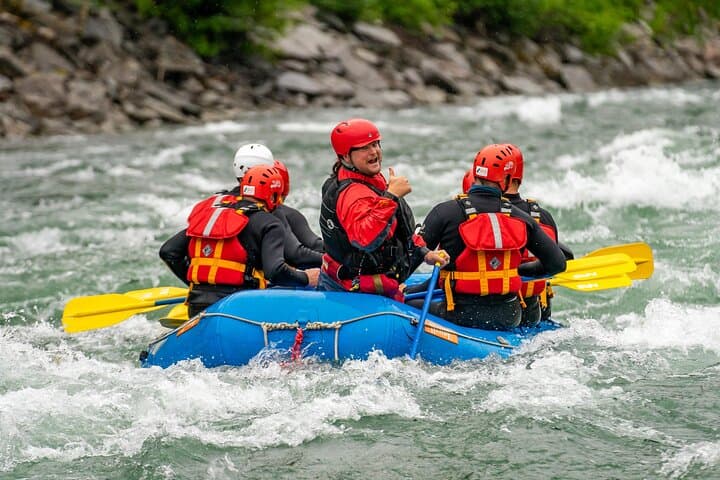 Sjoa Short Trip: 9km White-Water Rafting Through Norway's Gorges photo 2