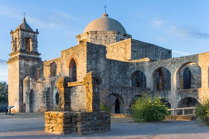 Private San Antonio City Tour: Alamo, River Walk & Tower of the Americas photo 3