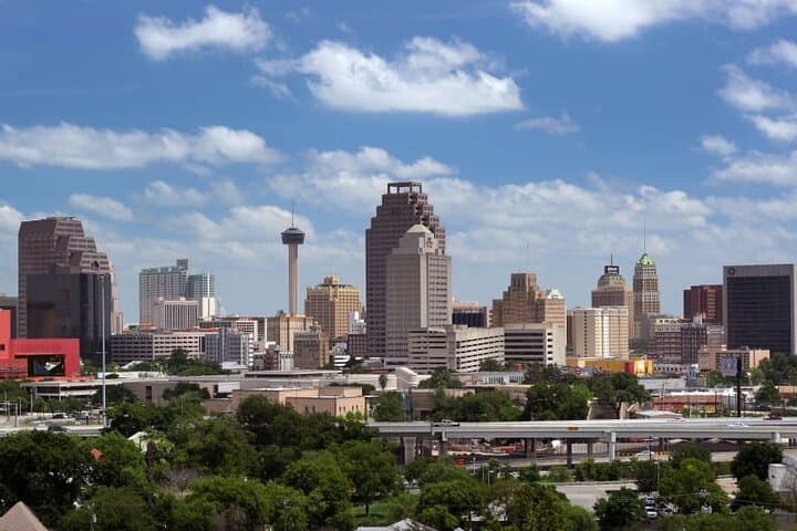 Private San Antonio City Tour: Alamo, River Walk & Tower of the Americas photo 5