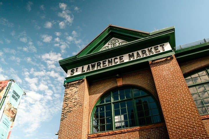 Private Toronto City Tour: CN Tower, St. Lawrence Market & Harbour Cruise photo 4