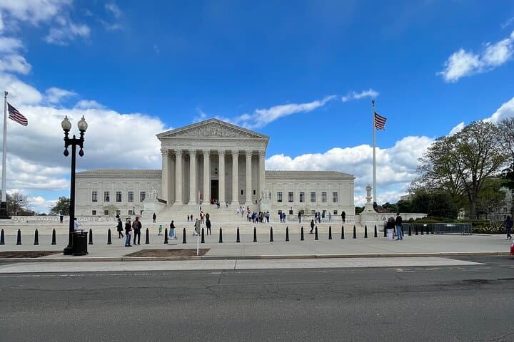 Private 3-Hour Custom Washington DC Monuments & Memorials Tour photo 5
