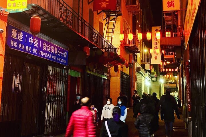 Notorious San Francisco Ghost & True Crime Walking Tour