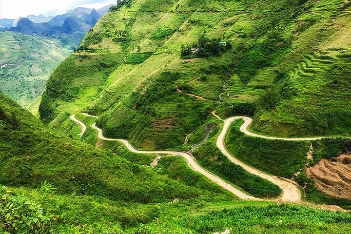 Ha Giang Loop 3-Day Motorbike Tour: Ma Pi Leng, Heaven's Gate & Dong Van photo 3