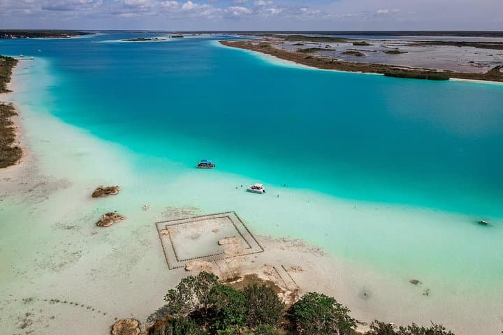 Sail the Seven Colors Lagoon: Bacalar Sailboat & Cenote Tour photo 4