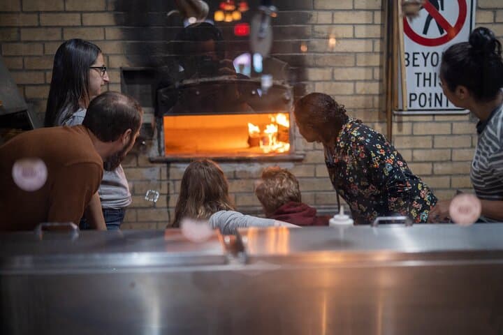 East Village Pizza Walk: Guided Tour of Manhattan's Classic Pizzerias photo 5