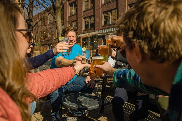 Minneapolis Hidden Bars & History: Mill City Bar Crawl