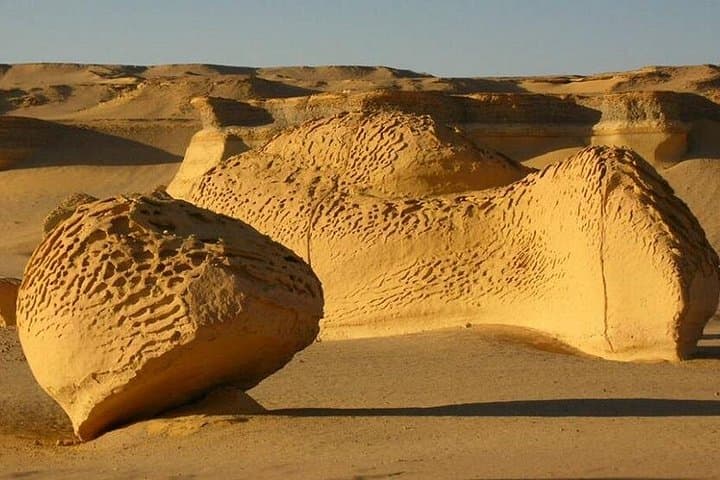 2-Day White & Black Deserts Tour with Bahariya Oasis — Cairo Desert Camping and Sandboarding photo 3