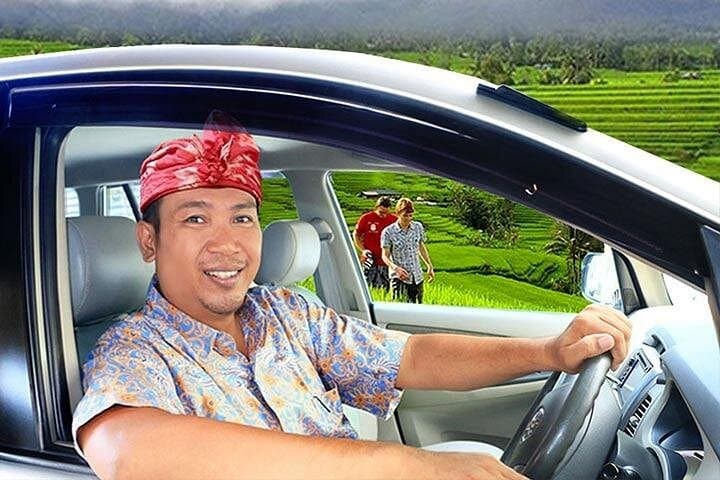 Custom 10-Hour Island Tour by 7-Seater Toyota Innova — Bali Driver-Led Routes