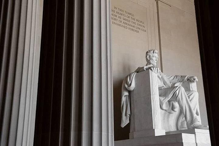Luxury Private Limousine Tours of Washington DC — Day & Night Highlights photo 4