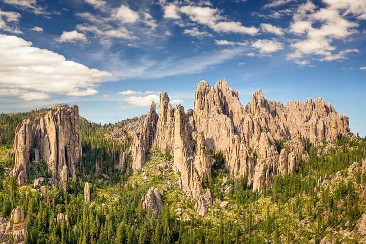 Private Half-Day Mount Rushmore & Black Hills Tour — Needles Highway, Sylvan Lake & Iron Mountain Road photo 3