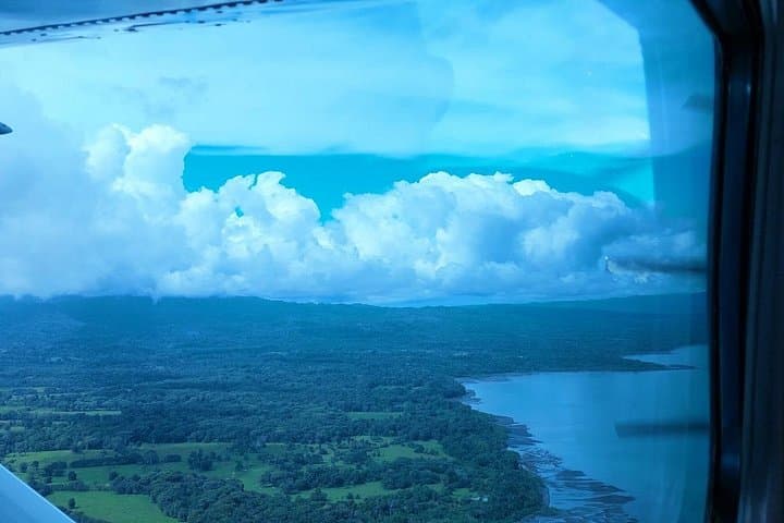 Corcovado Aerial Tour: 30-Minute Flight Over Osa Peninsula & Sirena Station photo 2