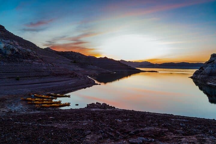 Lake Mead Sunset Kayak Tour: Paddle, Swim & Campfire on Boulder Island photo 4
