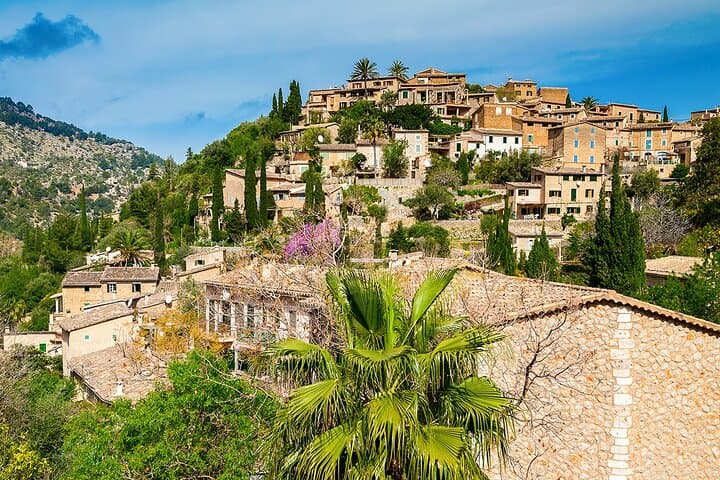 Sierra de Tramuntana Day Tour: Sóller & Valldemossa from Palma photo 2