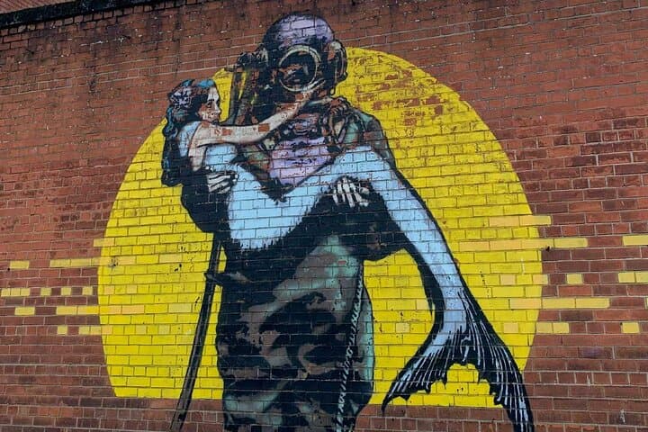 Haunted Belfast Exploration Game: Self-Guided Ghost Walk & City Puzzle