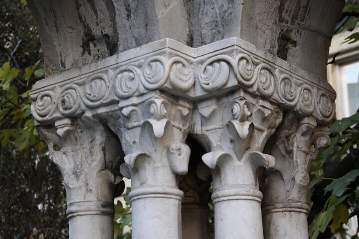 Genoa Walking Tour: From Crusader Piers to Renzo Piano’s Port photo 6