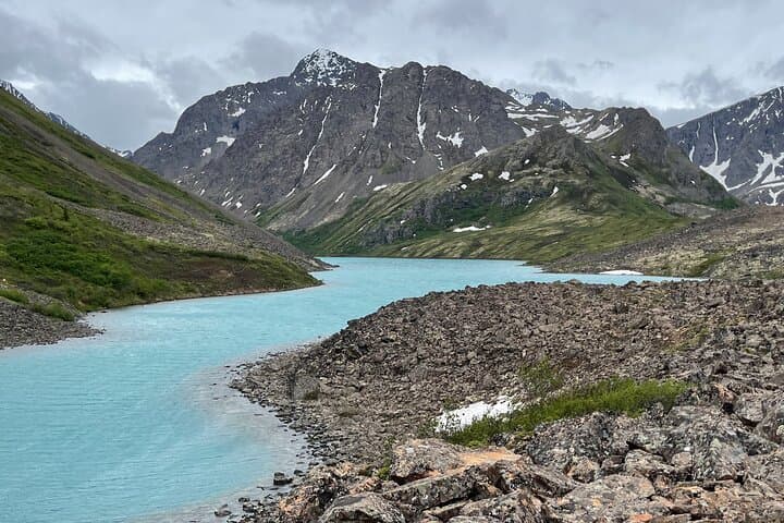Full-Day Alaskan Hiking Adventure to Williwaw or Symphony Lakes photo 5