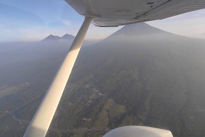 Guatemala City Test Fly: Learn to Fly Over Volcanoes & Lake Amatitlán photo 4